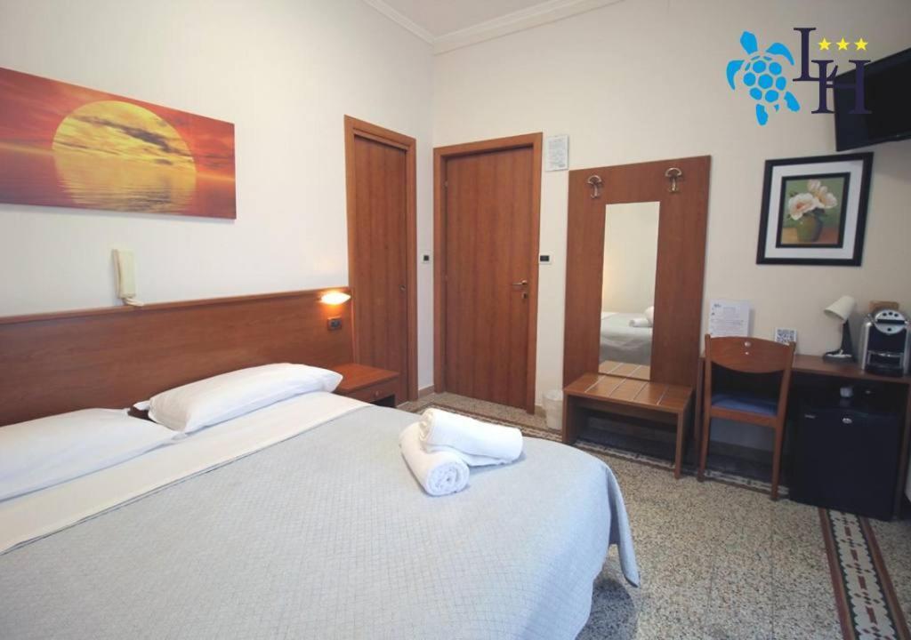 Hotel Lora Rda Luxury 博尔迪盖拉 外观 照片