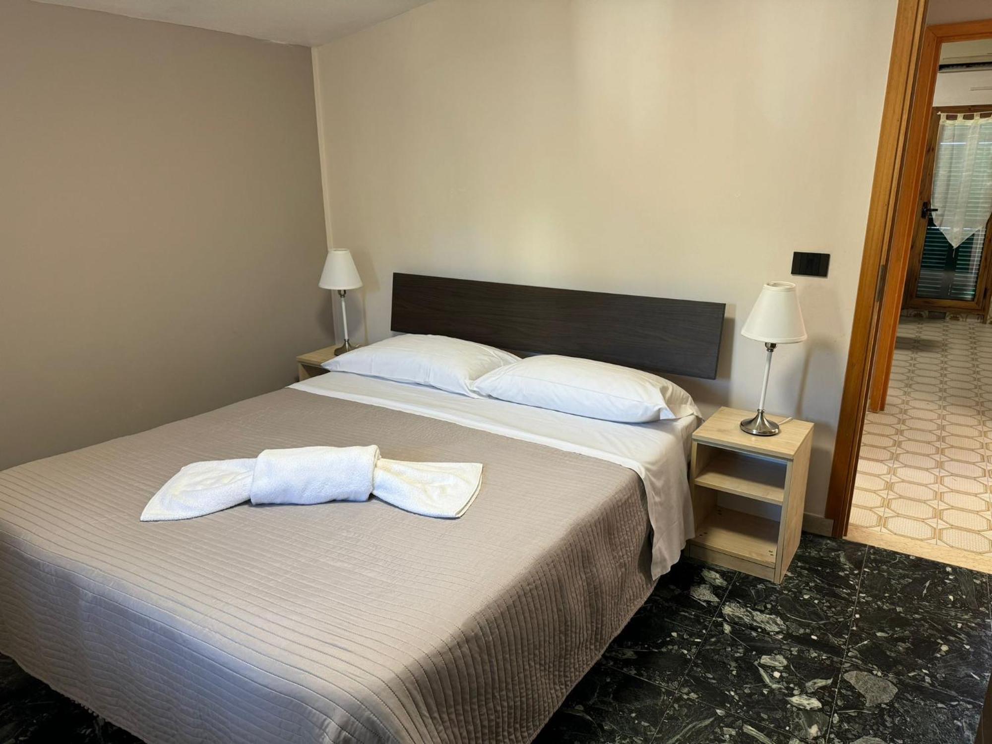 Hotel Lora Rda Luxury 博尔迪盖拉 外观 照片